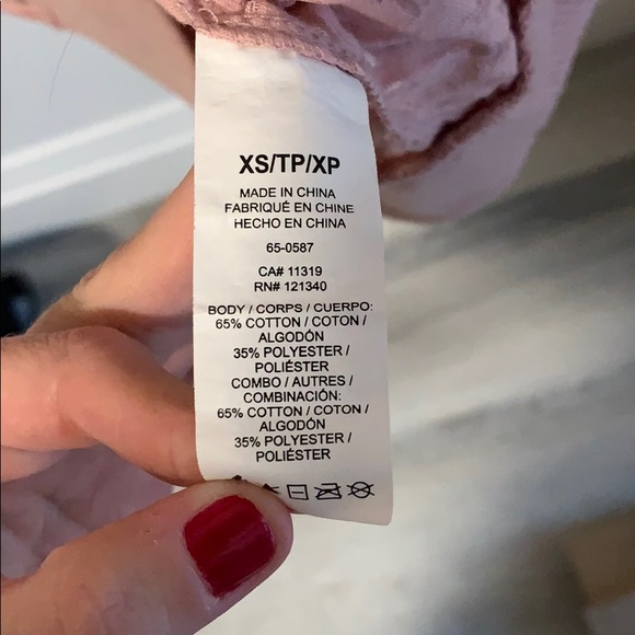 Beautiful pink rose pattern shirt - Picture 4 of 5